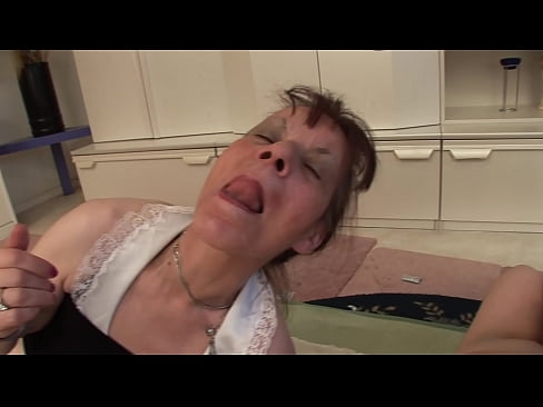 ❤️ Two grandmothers and one grandfather have a threesome Porno at us ❌❤