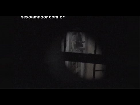 ❤️ Blondie gets secretly videotaped by a neighborhood voyeur hidden behind hollow bricks Porno at us ❌❤